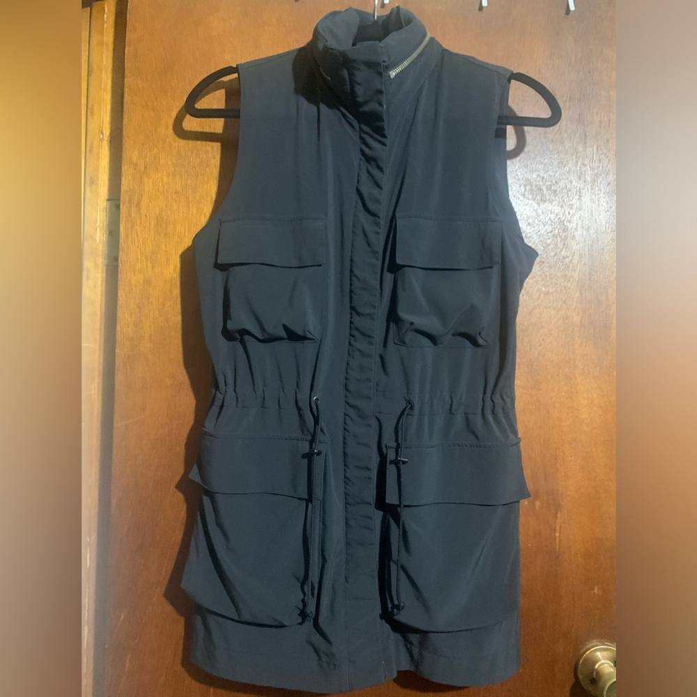 Sleeveless Utility Vest Jacket - Black